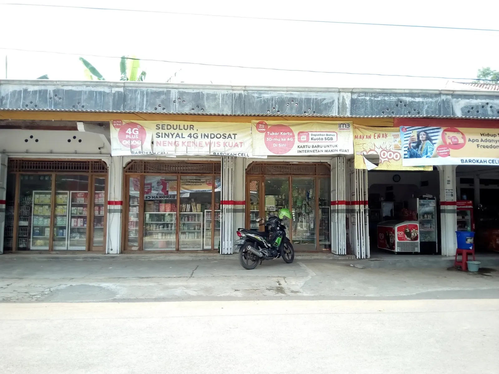 Barlans Design: Kreativitas yang Menghiasi Jantung Cilacap